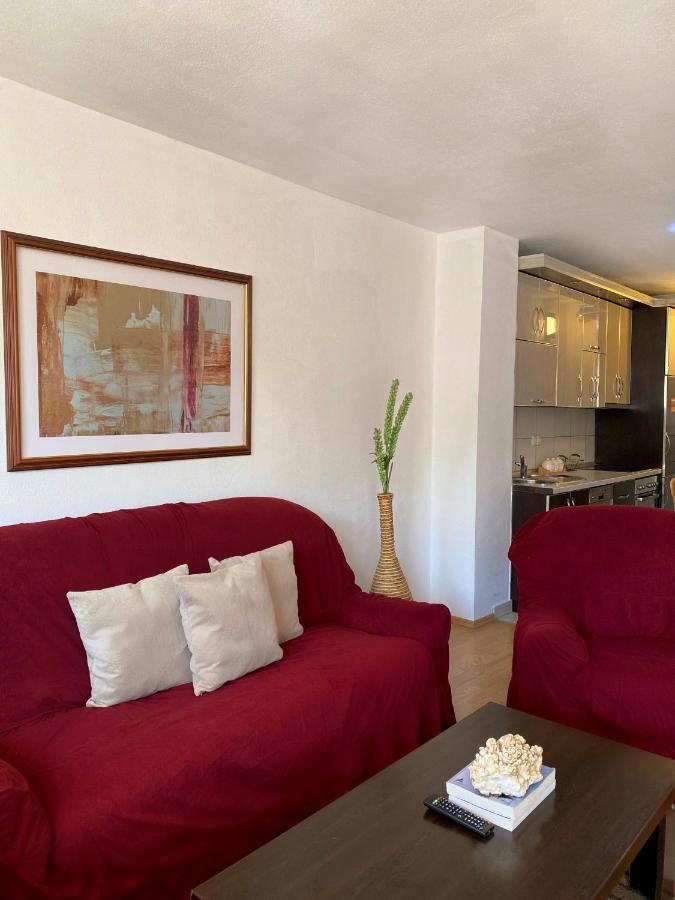 Zogu Apartments - City Center Pristina Eksteriør bilde